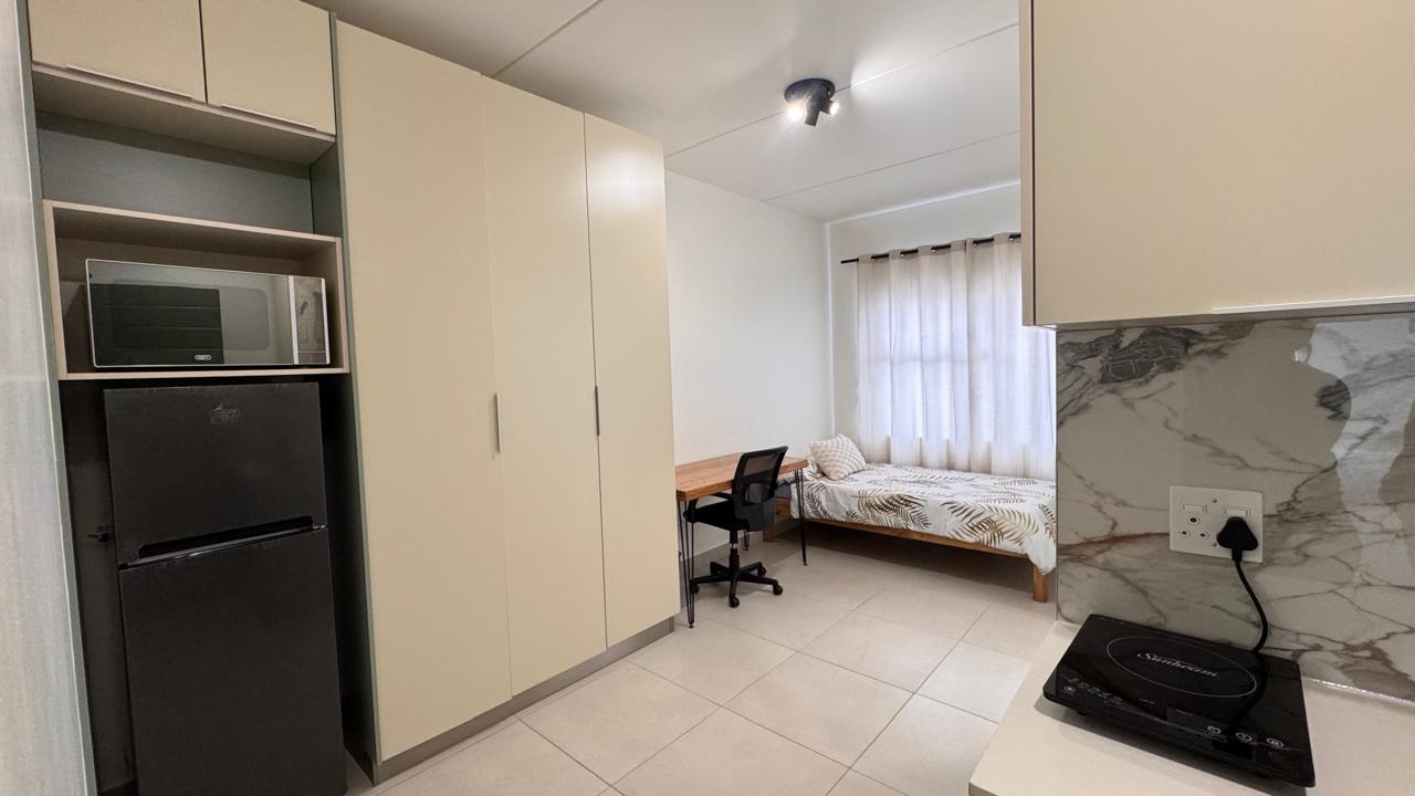 Petite Luxe Suite — furnished studio